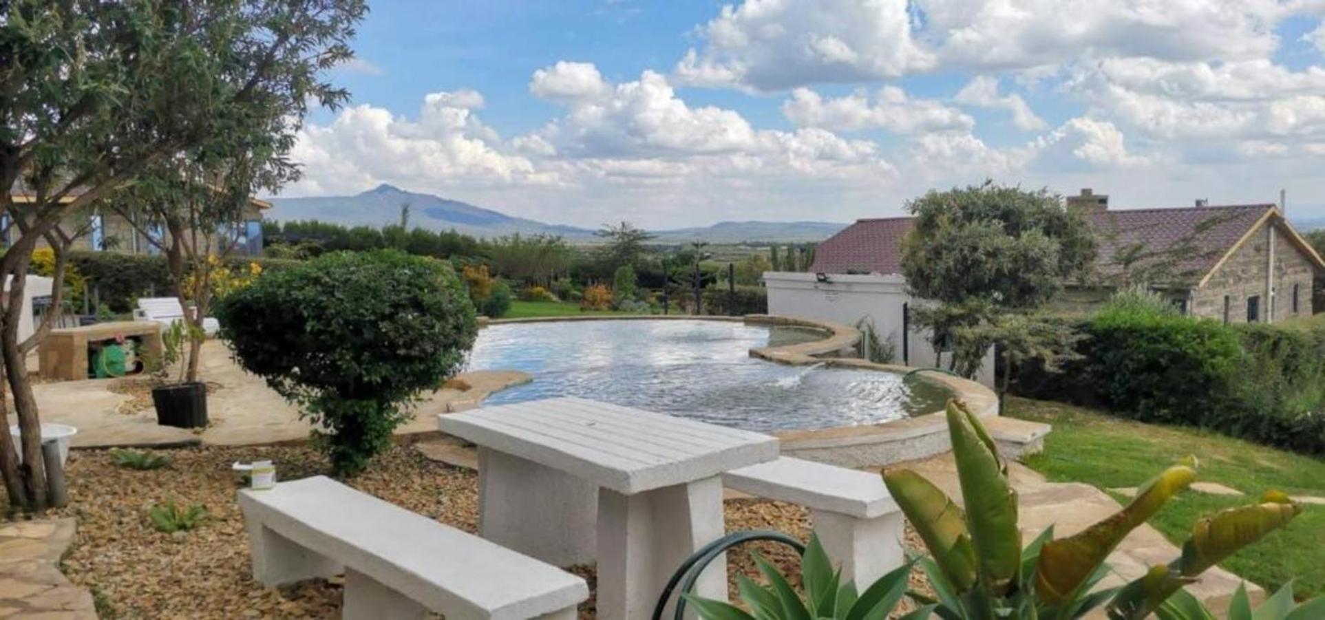 Homely Cottage Near Lake Naivasha, Elwai Visitor Centre Heni Village Exterior photo